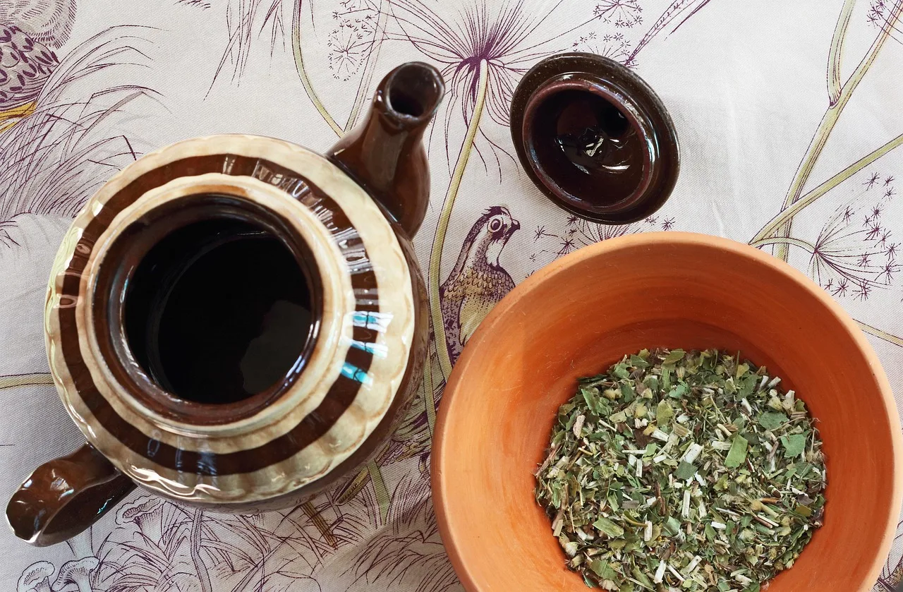 Altın çiçek çayı flat lay - bitki çayı