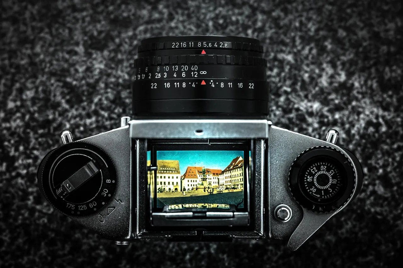 Analog fotoğraf makinesi nostaljik portre - vintage teknoloji
