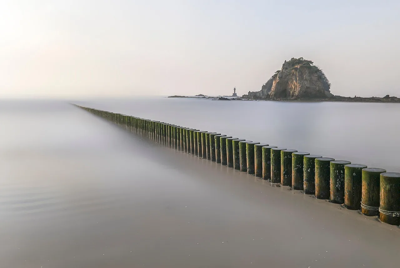 Anmyeondo adası deniz manzarası - gökyüzü ve doğa