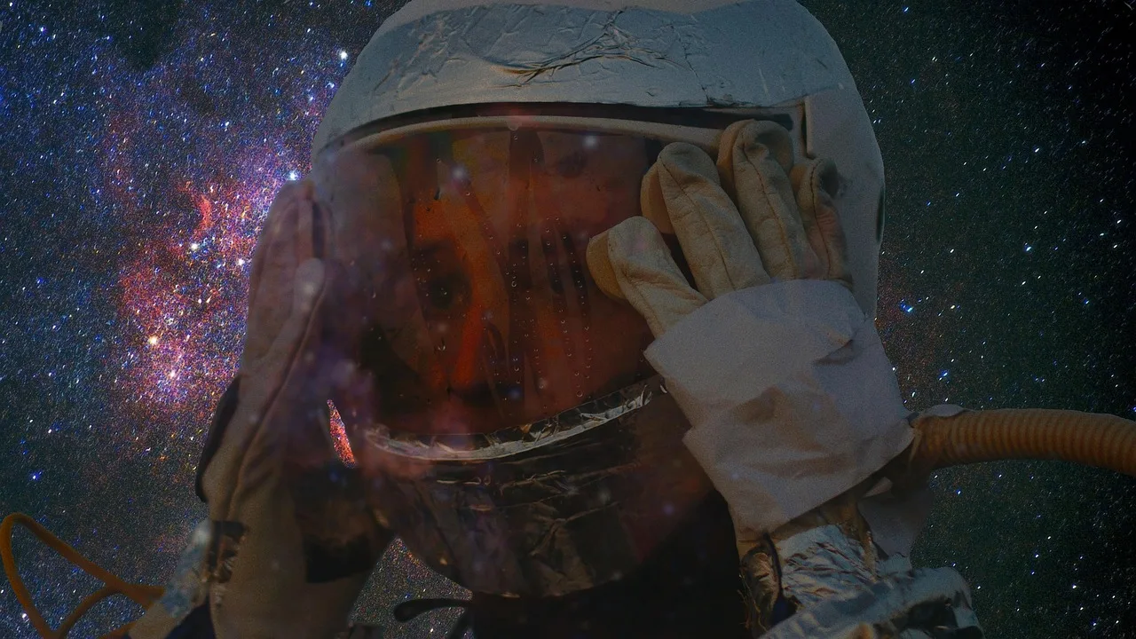Astronot uzayda galaksi keşfi - kozmik macera