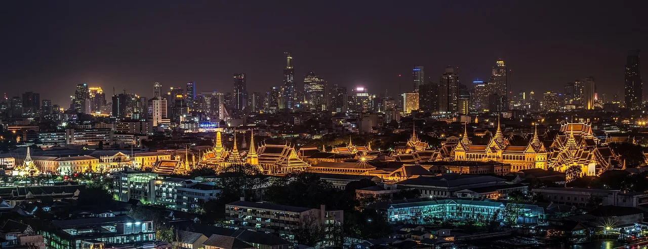 Bangkok tapınağı gece manzarası - tarihi mimari