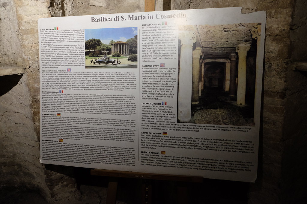 Basilica di Santa Maria in Cosmedin Tarihi Bilgi Panosu ve Roma Arkeolojisi