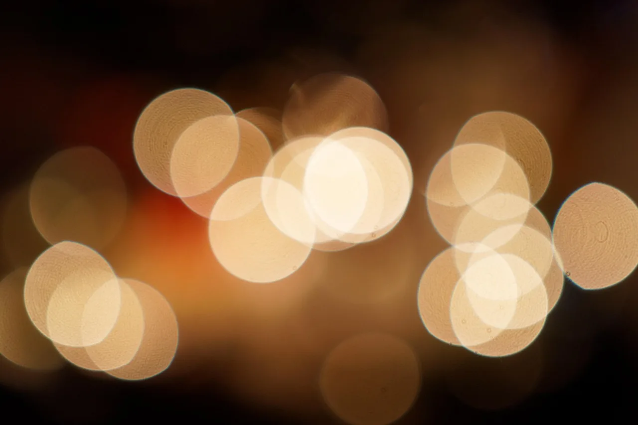 Bokeh ışıklı bulanık arka plan fotoğrafı