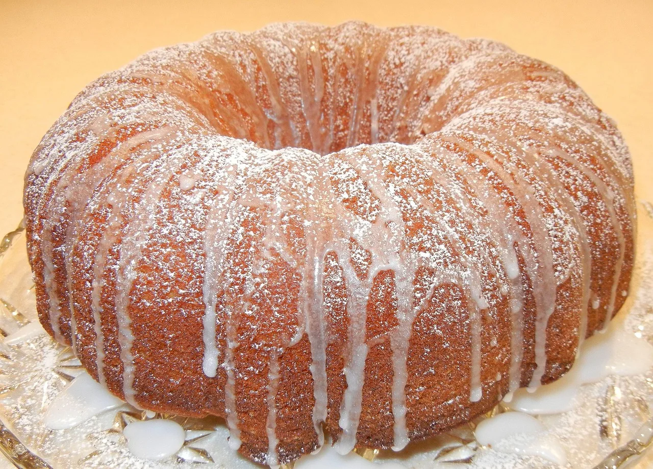 Citruslu kahverengi kek - şekerli fırın fotoğrafı