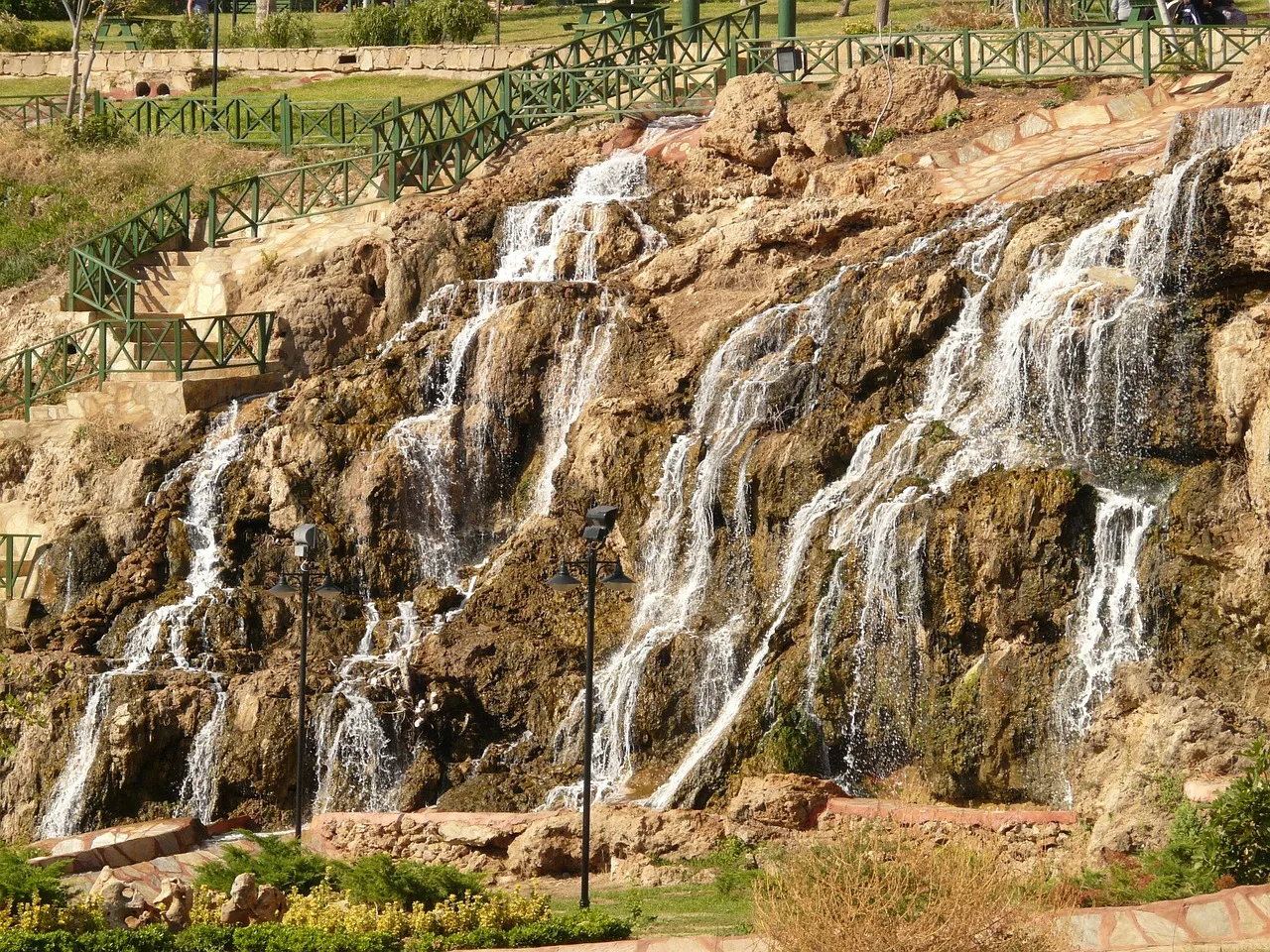 Düden Şelalesi doğa yürüyüşü - antalya tatil rotası