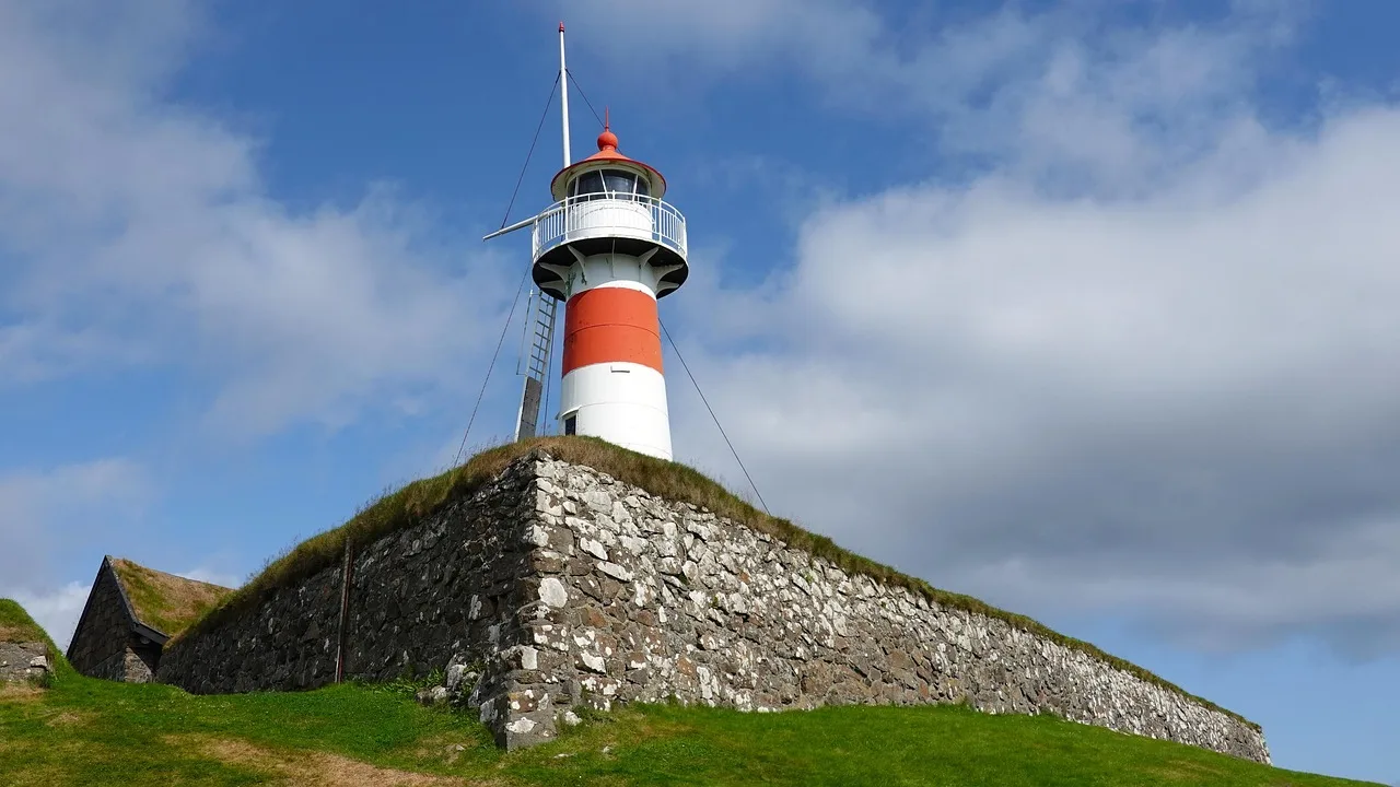 Faro Adaları kıyı feneri - deniz manzaralı fotoğraf