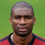 Leony Leonard Kweuke