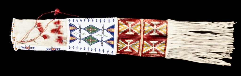 Geleneksel El Dokuması Boncuklu Geometrik Desenli Püsküllü Süs Eşyası