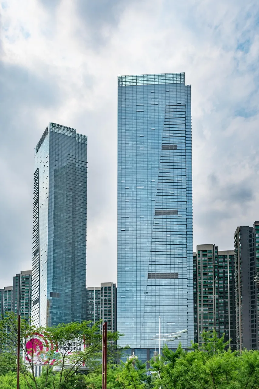 Gökdelen şehir manzarası - modern ofis binası