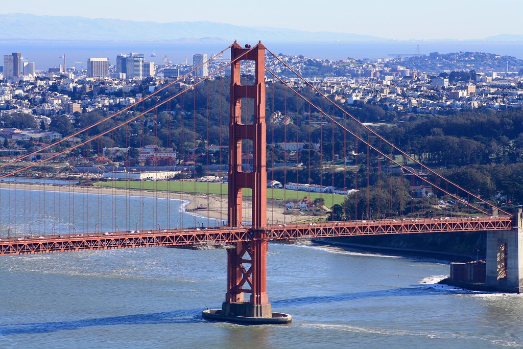 Golden Gate Köprüsü ve San Francisco Körfezi Panoramik Şehir Manzarası