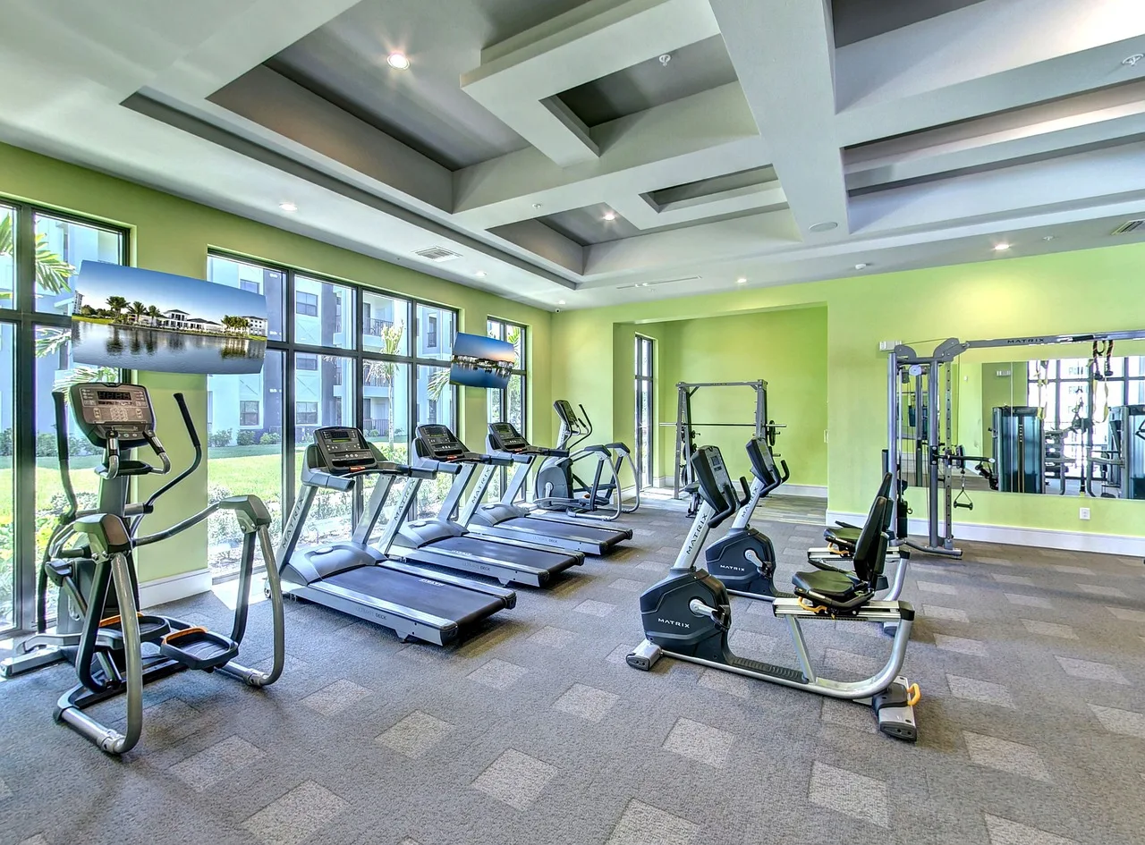 Gym antrenman sahası - sağlıklı yaşam