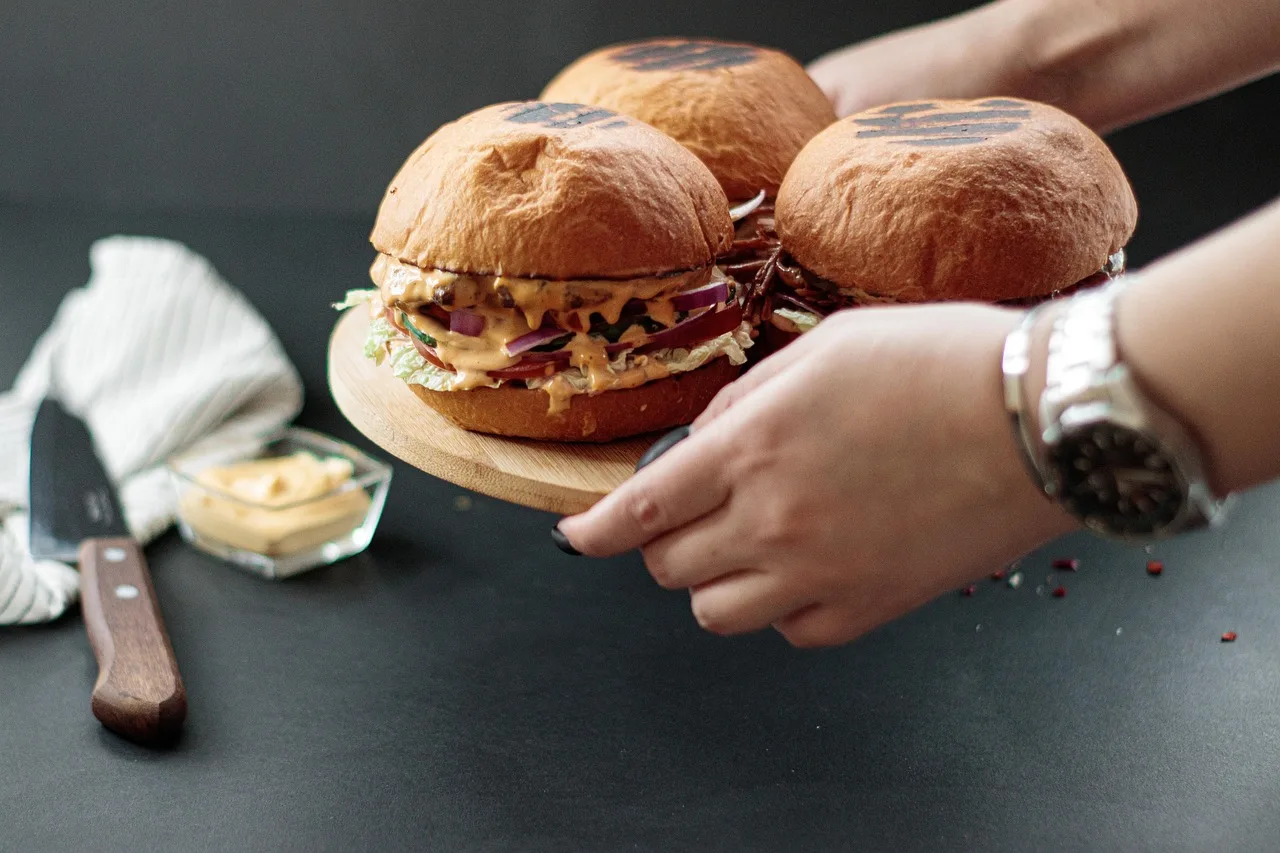Hamburger lezzetli atıştırmalık fotoğrafı - fast food