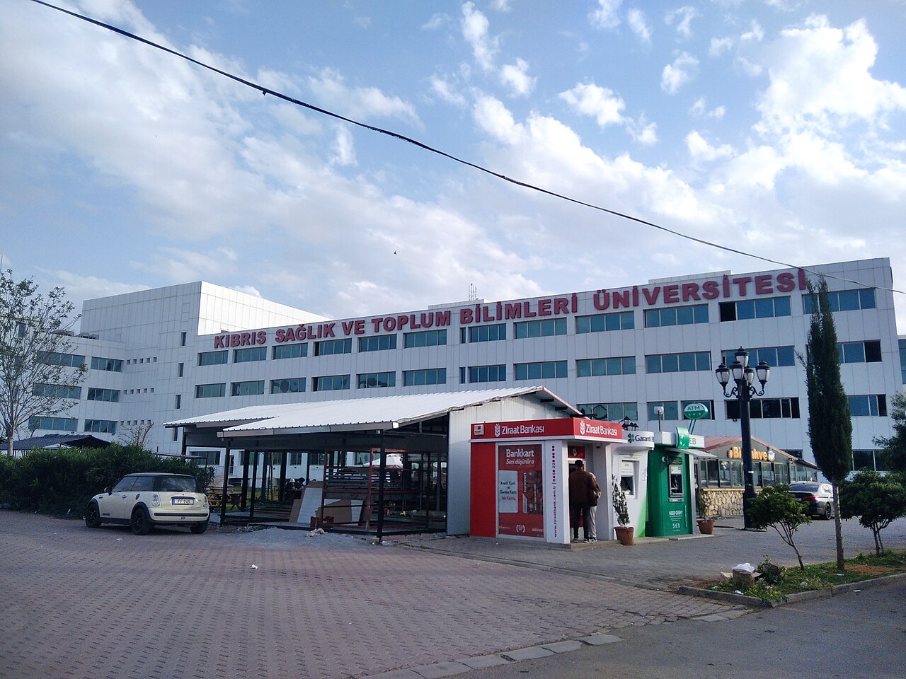 Kıbrıs Sağlık ve Toplum Bilimleri Üniversitesi