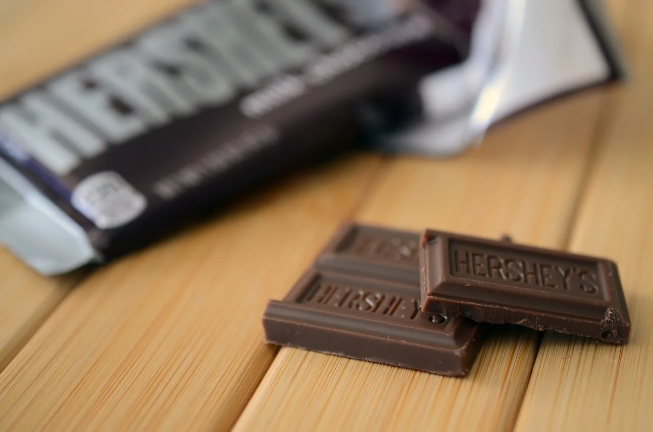 Hershey's çikolatalı şekerleme barı lezzetli yakın plan