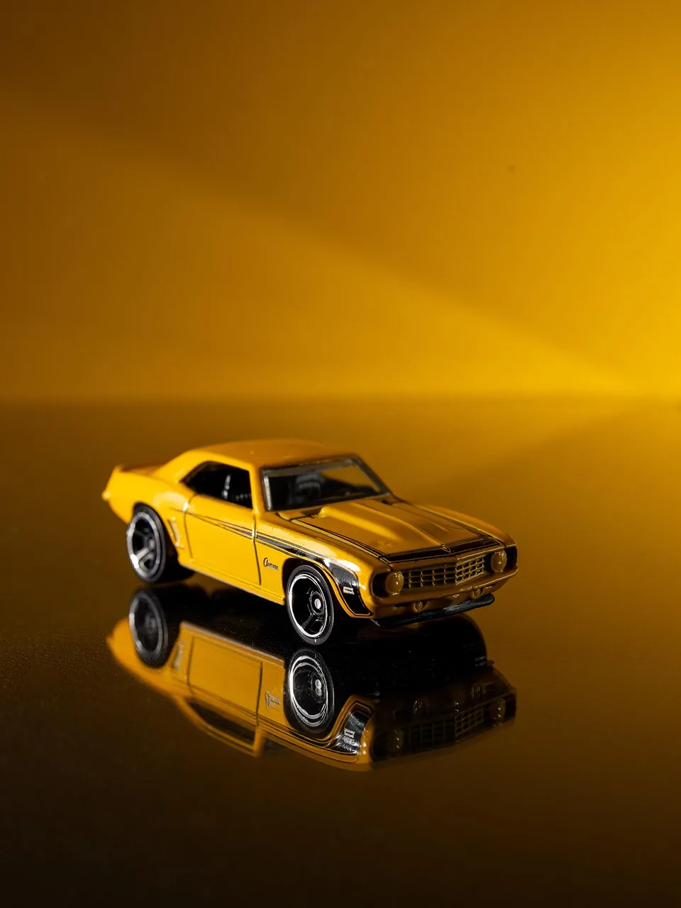 Hot Wheels mini araba modeli - vintage oyuncak