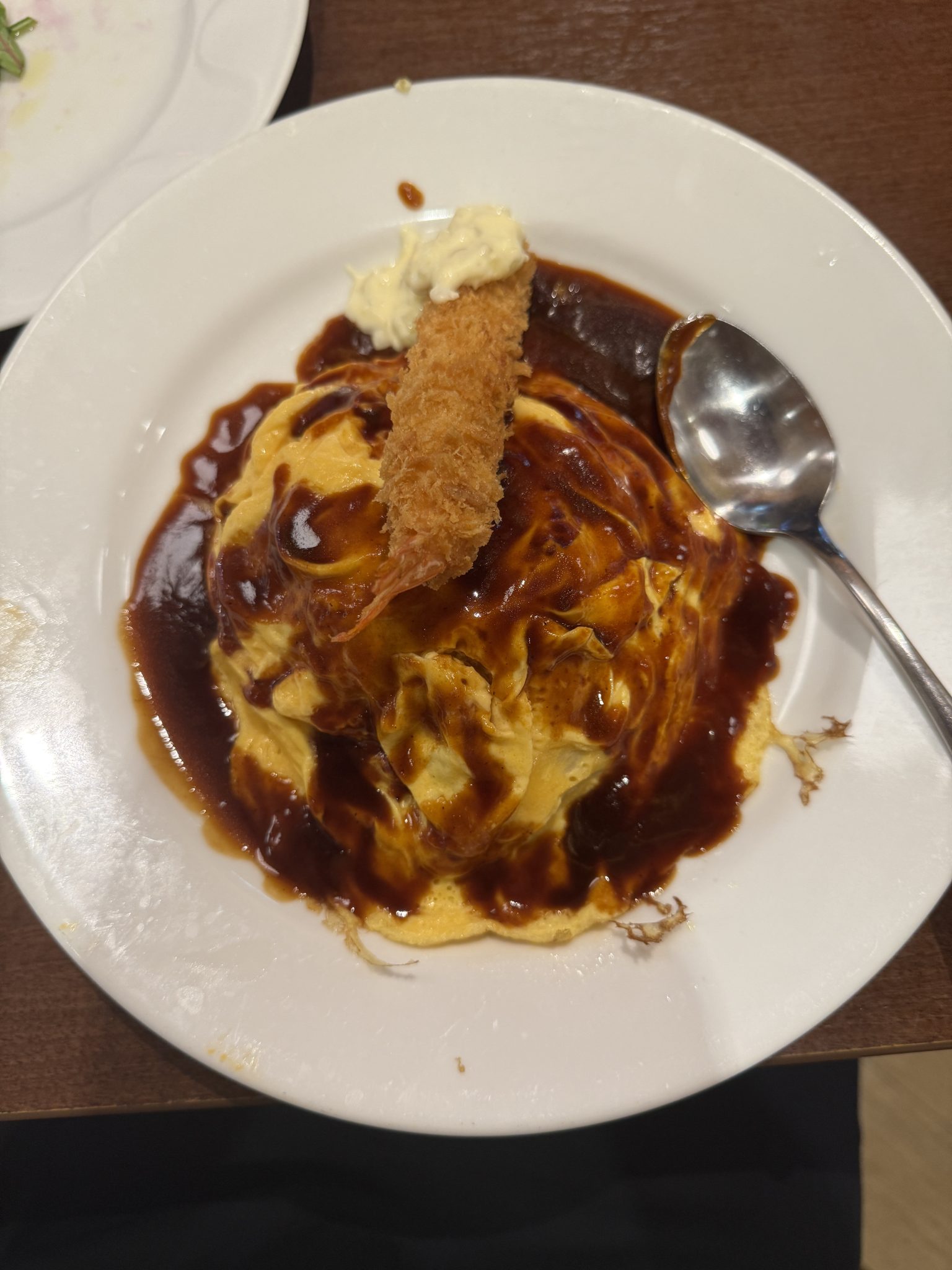 Japon Omurice Tarifi: Demi-Glace Soslu Kızarmış Karidesli Pilav Omleti Japon Omurice Tarifi: Demi-Glace Soslu Kızarmış Karidesli Pilav Omleti
