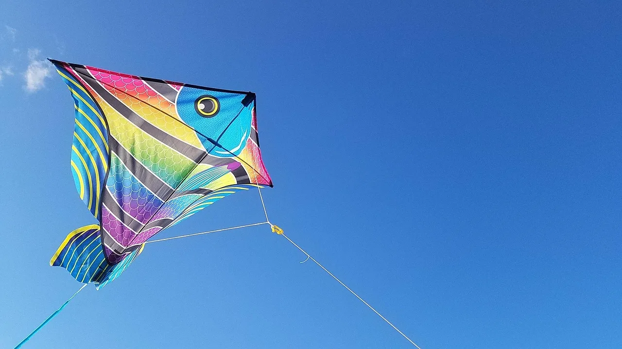 Kite surfçuluğu Florida sahilinde - adrenalin dolu su sporu