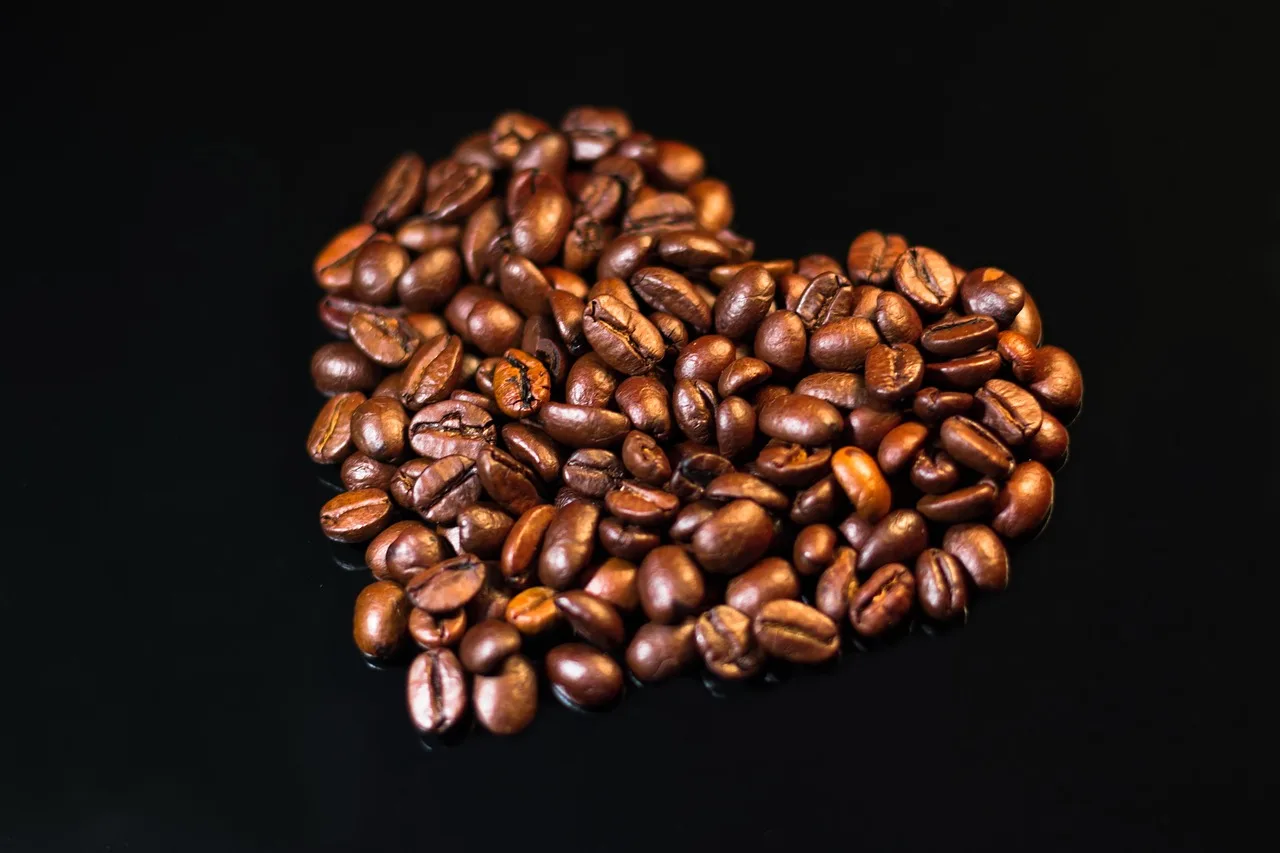 Köpüklü espresso çekirdekleri - sıcak içecek