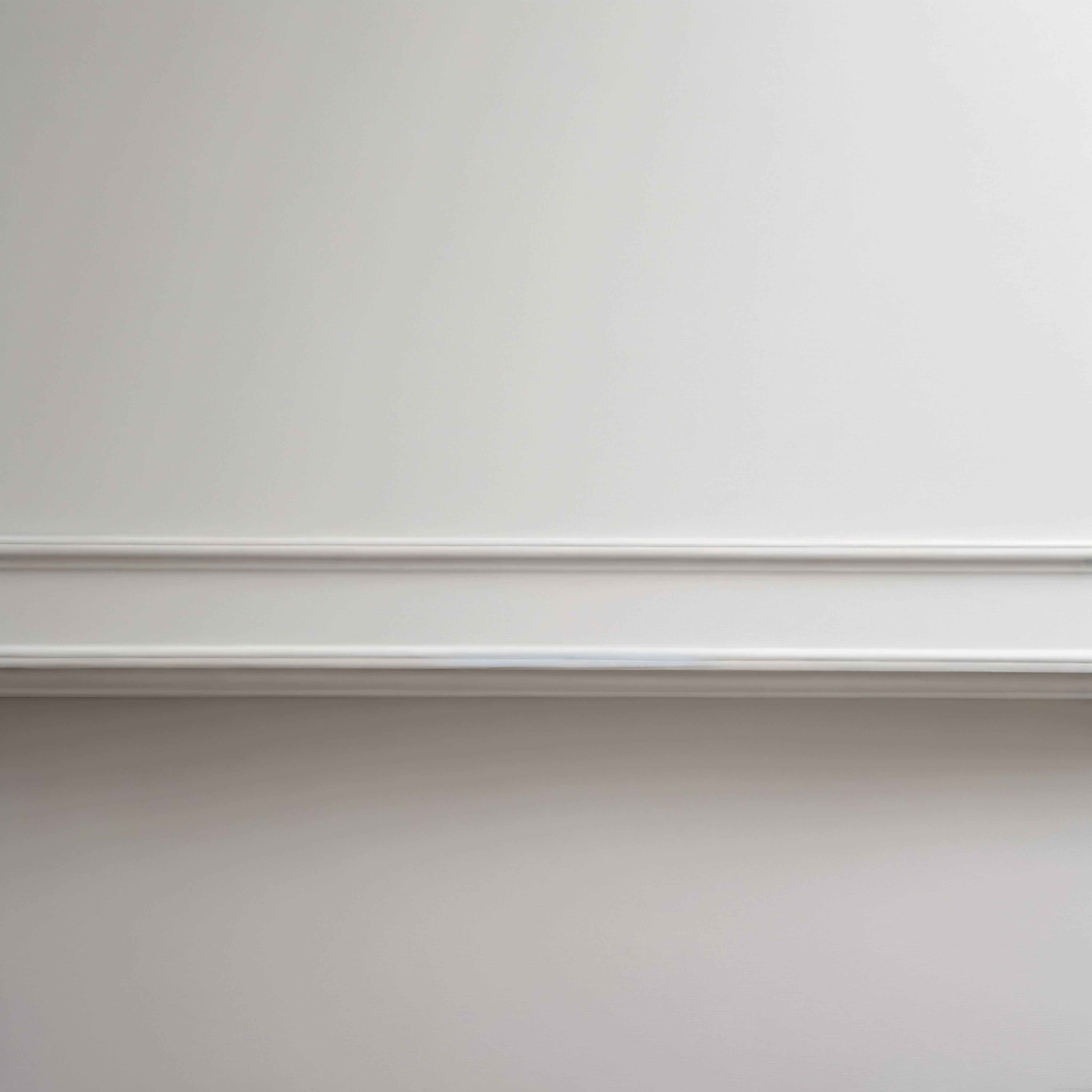 Minimalist Beyaz Duvar ve Çıta Süslemeli Sade İç Mekan Arka Plan Görseli
