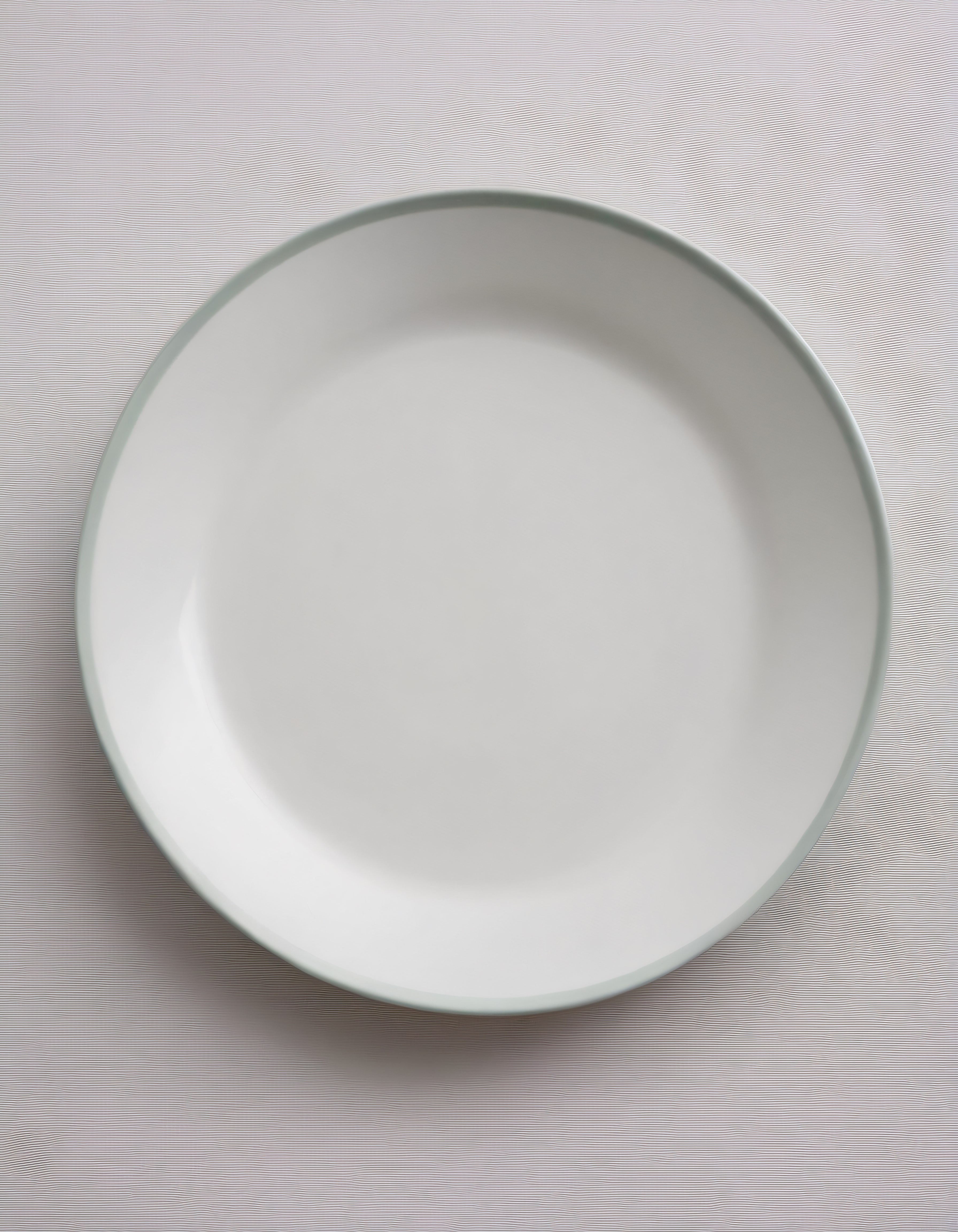 Minimalist Beyaz Seramik Kase: Sade ve Modern Masa Düzeni Fotoğrafı