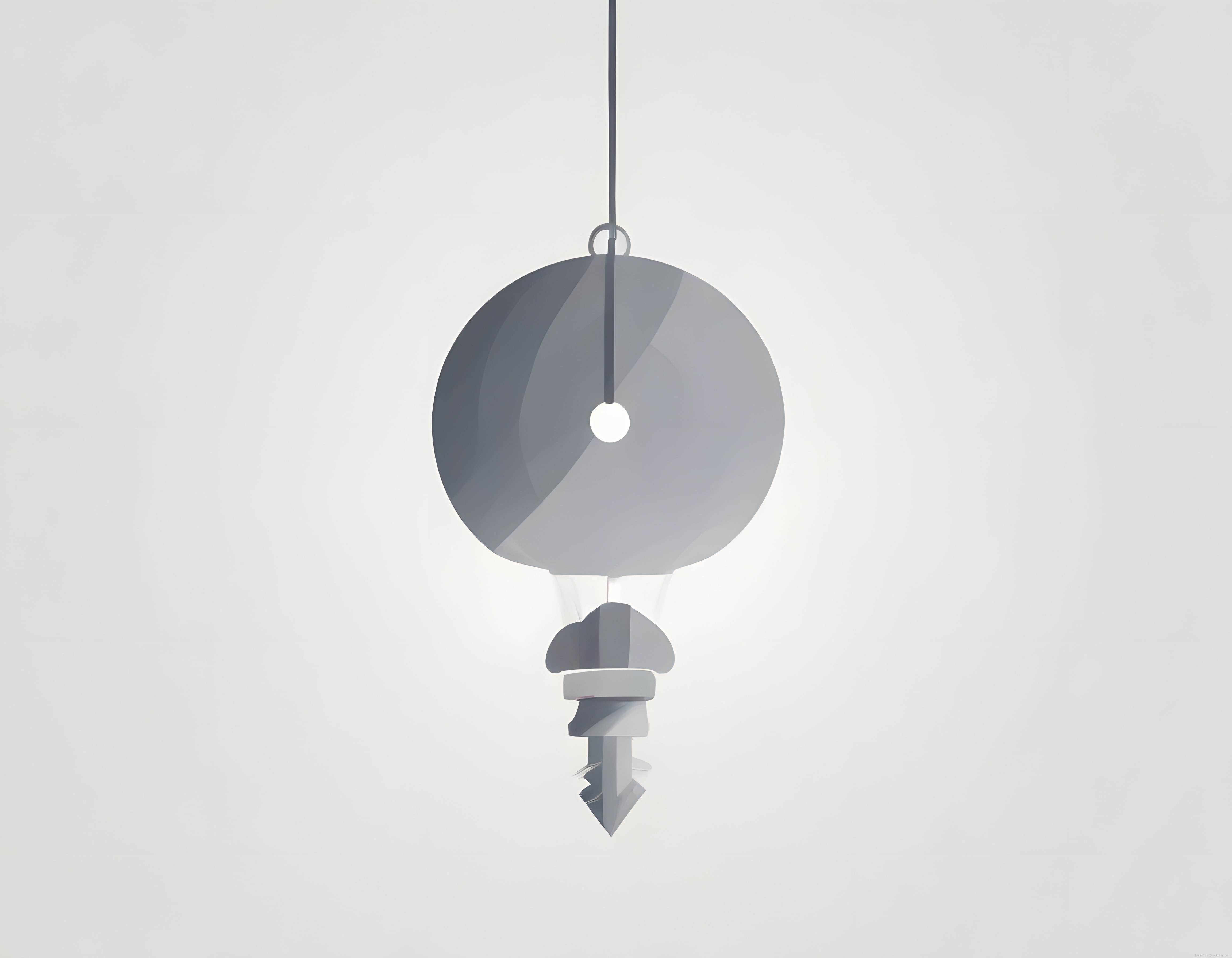 Minimalist gri arka planda asılı duran üç boyutlu soyut metalik disk formu