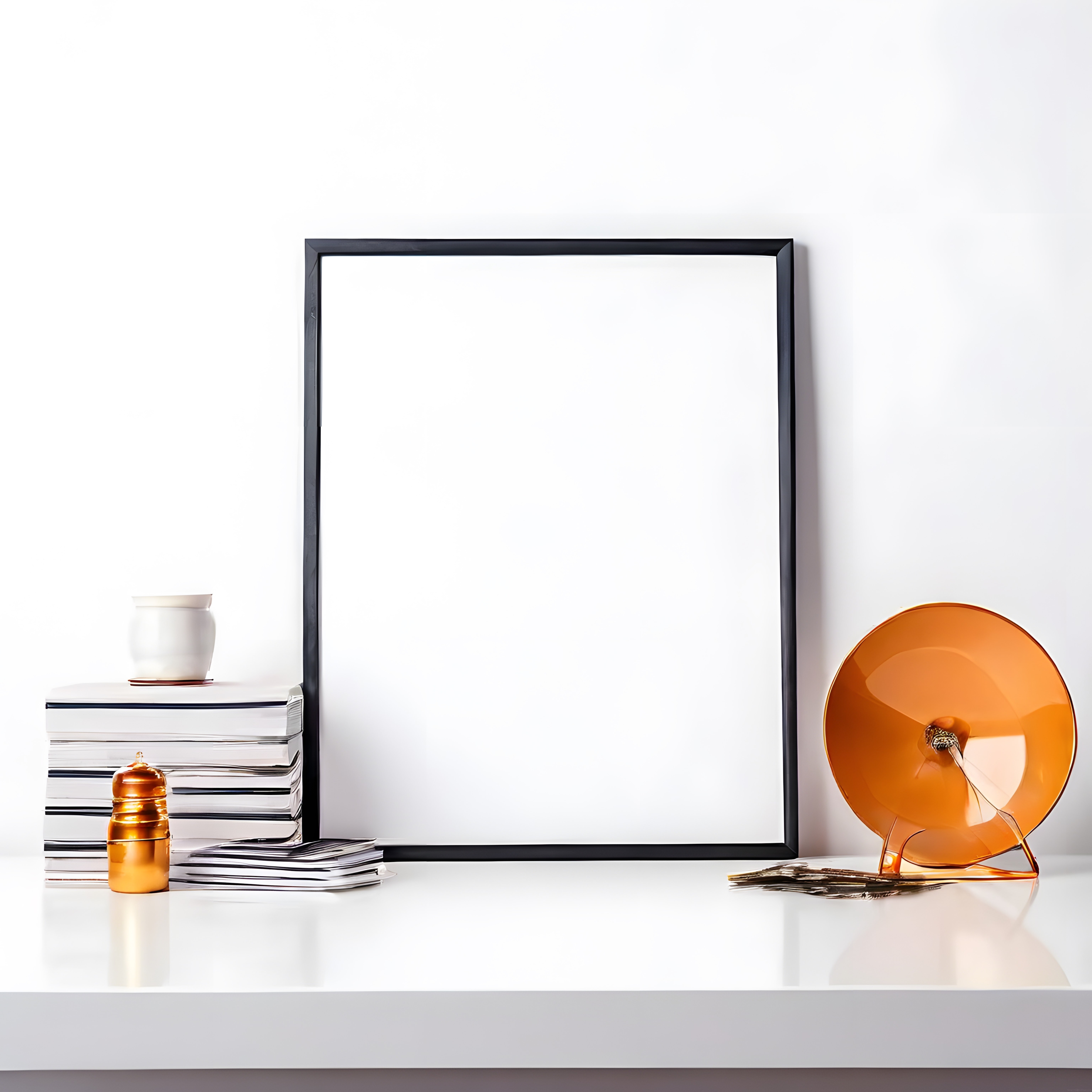 Modern Minimalist İç Mekan Dekorasyonu ve Boş Çerçeve Mockup Tasarımı