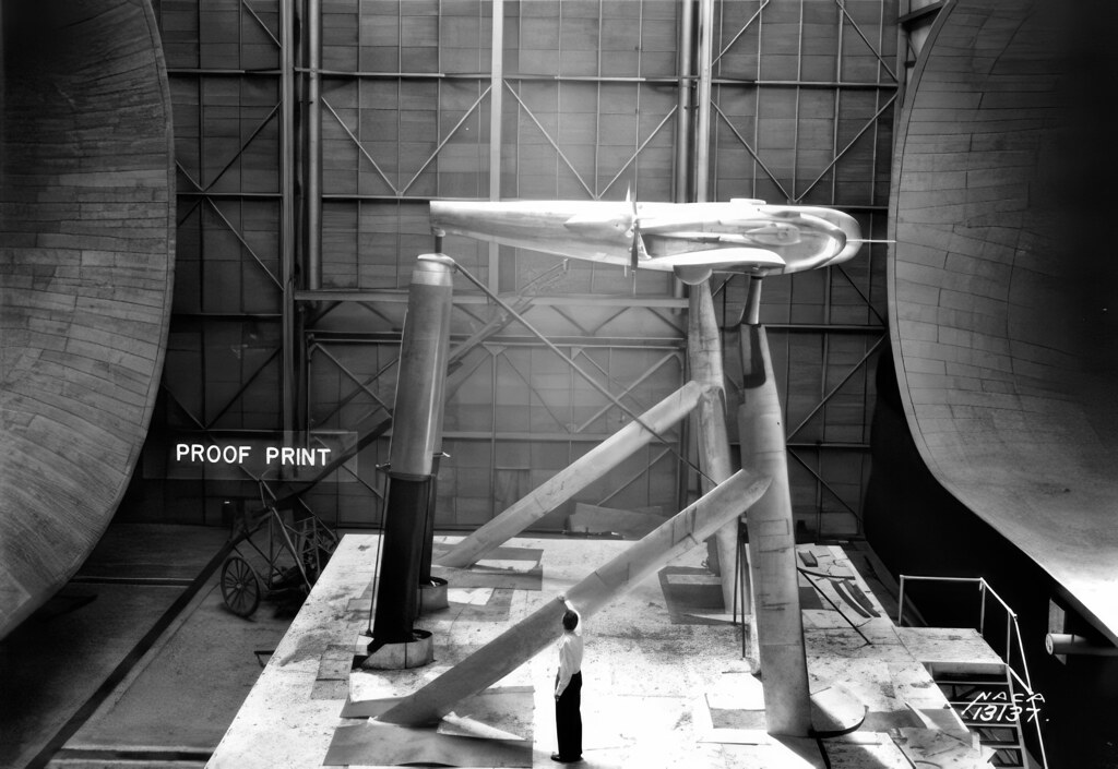 Naca Rüzgar Tünelinde Uçak Modeli Tarihi Aerodinamik Test Görüntüsü