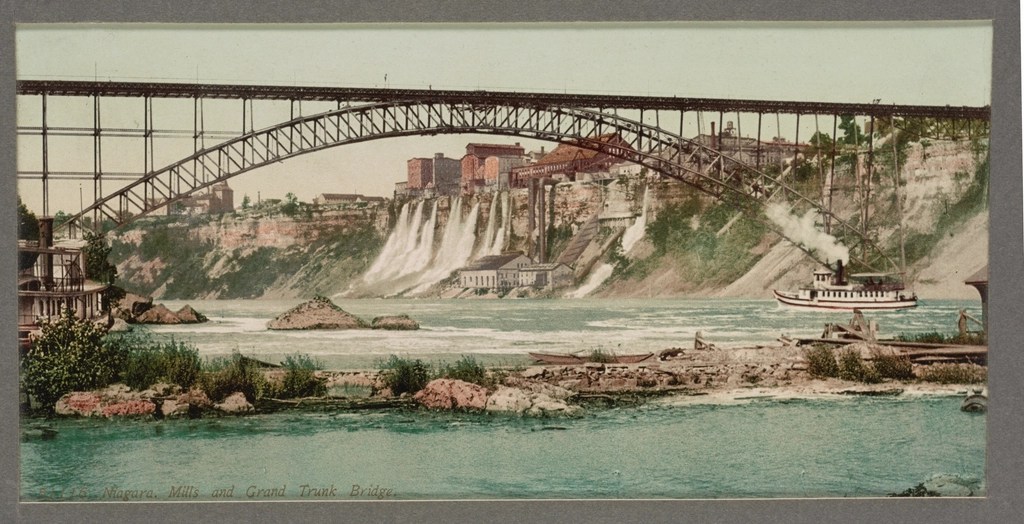 Niagara Şelaleleri Yakınındaki Tarihsel Köprü ve Nostaljik Nehir Manzarası