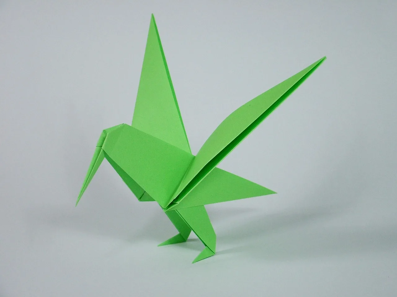 Origami kuş katlama sanatı - renkli kağıt çalışması