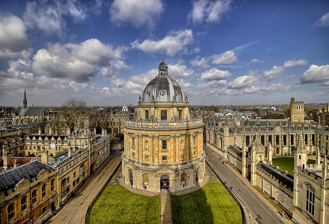 Oxford Radcliffe Kütüphanesi mimari fotoğrafı - tarihî yapı