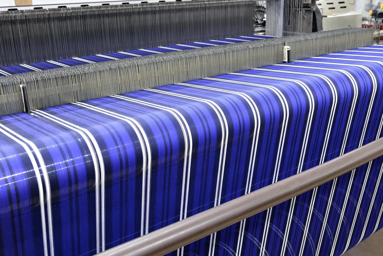 Pamuklu iplik fabrikası tezgahı - tekstil üretimi