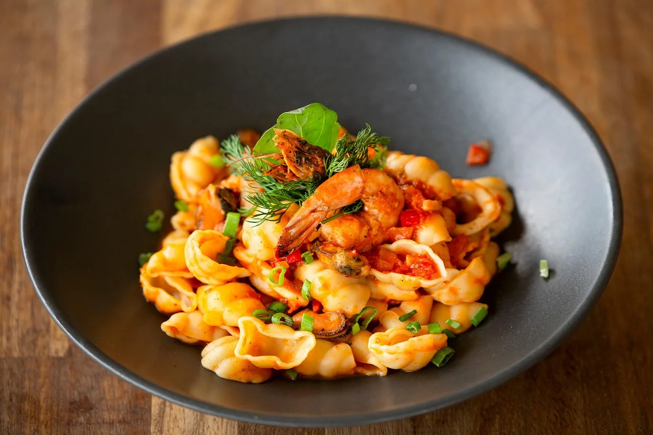 Pasta tabağı yakın çekim - lezzetli İtalyan mutfağı