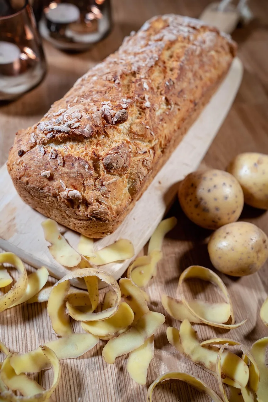 Patates ekmeği dilimi - lezzetli fırın fotoğrafı