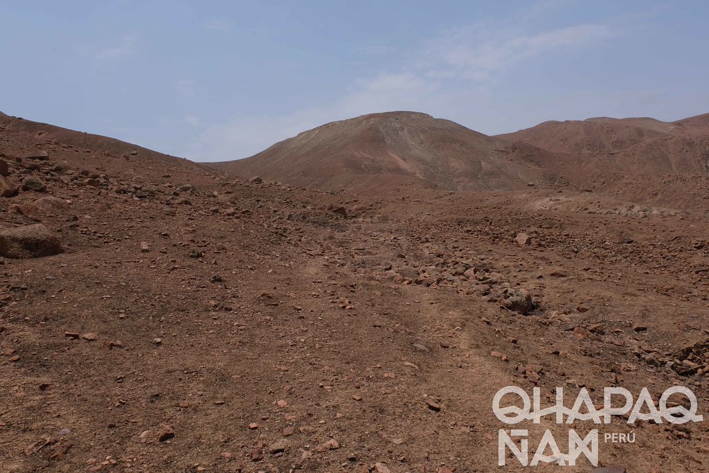 Peru'da Tarihi İnka Yolu Qhapaq Ñam Üzerinde Kurak Dağ Manzarası