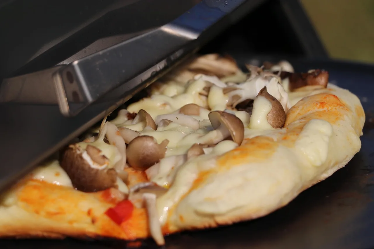 Pizza barbekü tarzı el yapımı lezzet