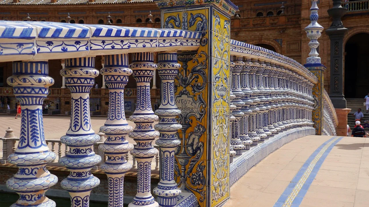 Plaza España seramik mimari detayı - Sevilla seyahat fotoğrafı
