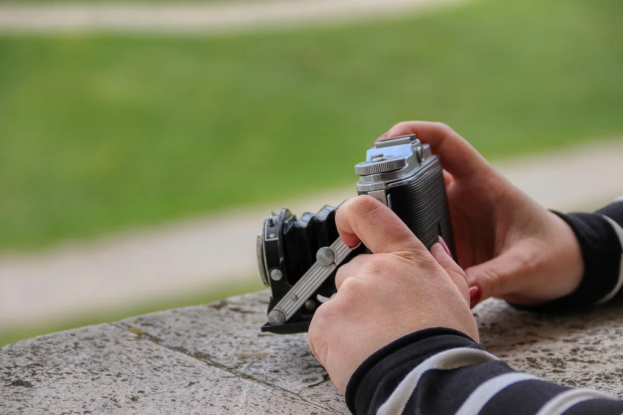 Polaroid fotoğraf makinesi - analog fotoğrafçılık