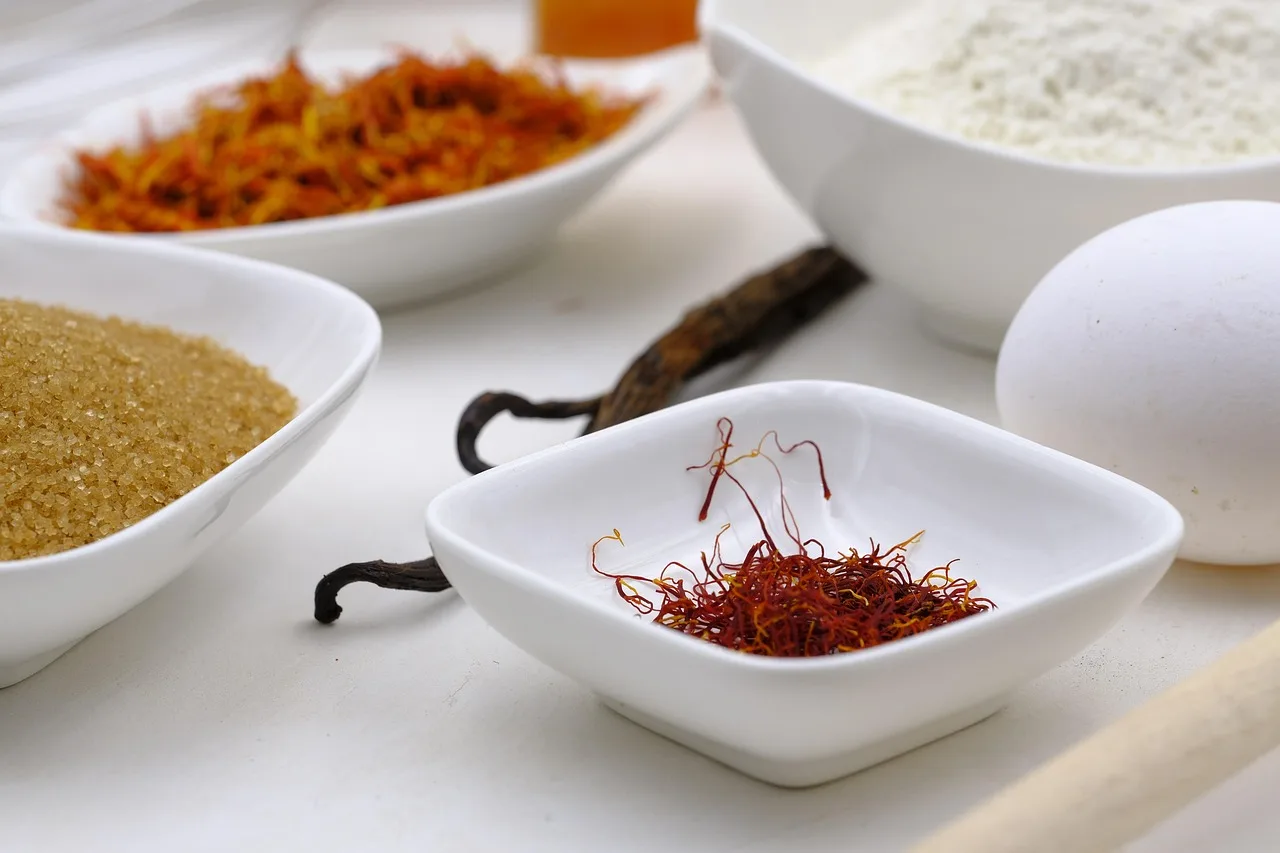 Safranlı kek tarifi - ev yapımı pişirme