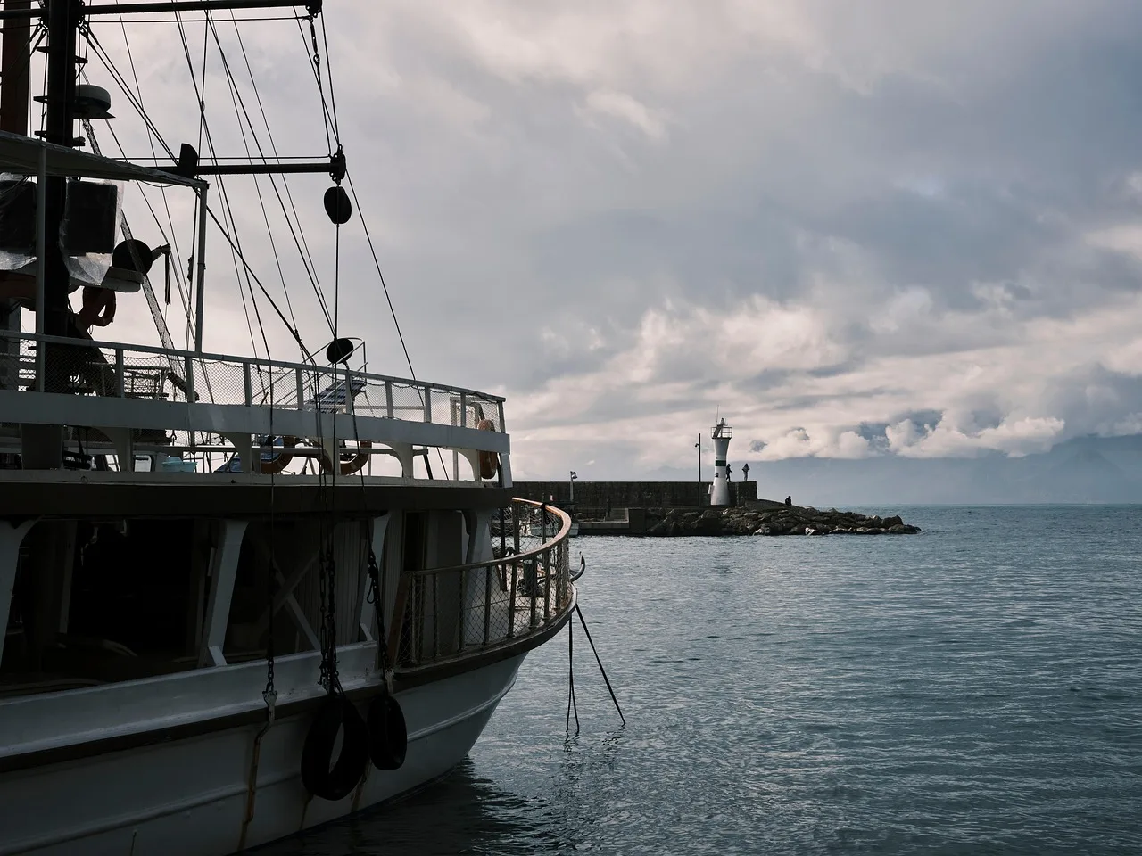 Seyir teknesi feribot fotoğrafı - deniz ve doğa