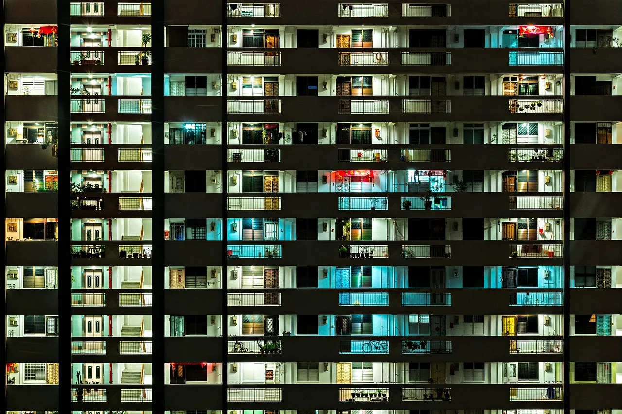 Singapur gece silüeti - modern şehir manzarası