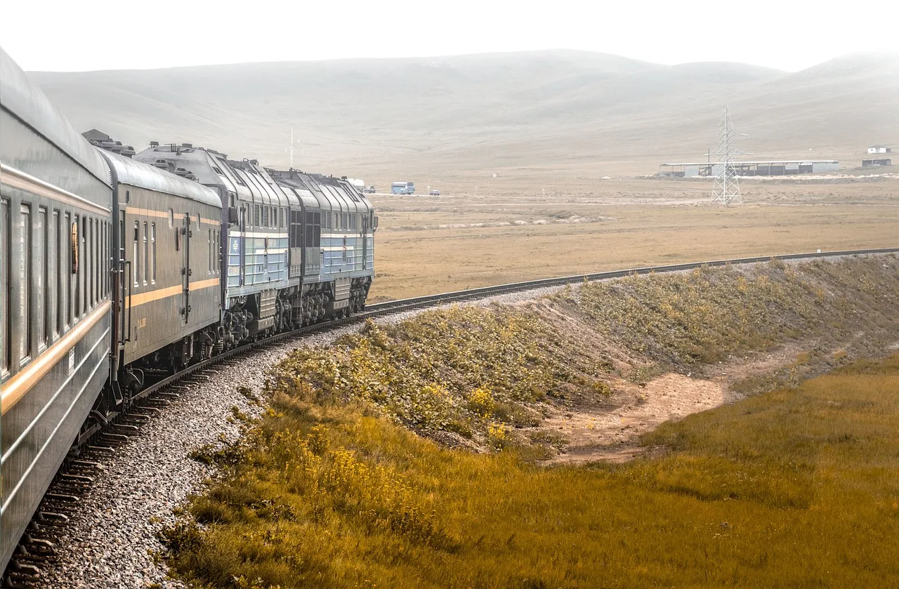 Sisli tren mongolia raylarında - gizemli yolculuk