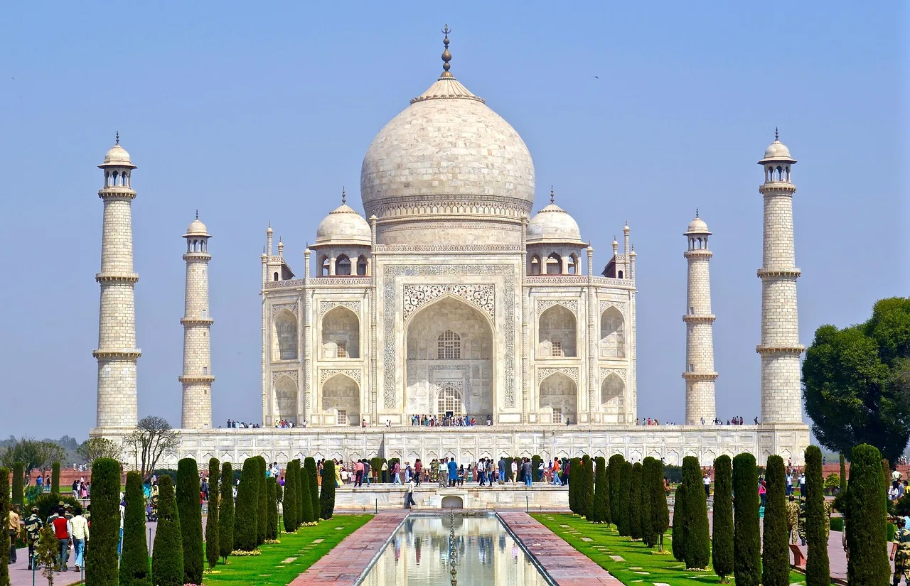 Taj Mahal beyaz mermer mimari fotoğrafı - Agra