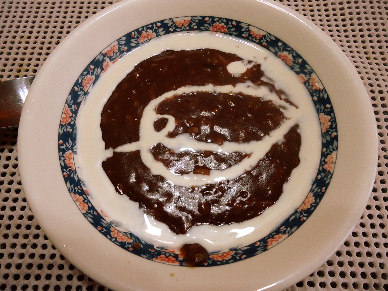 Champorado (Çikolatalı Pirinç Lapası)