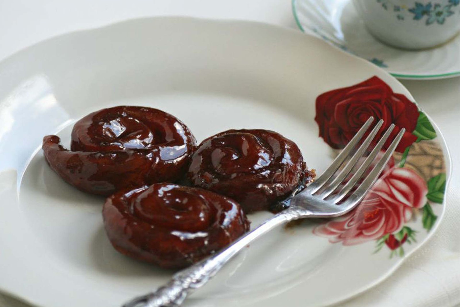 Gullurikya (Harnup Pekmezli Hamur Tatlısı)