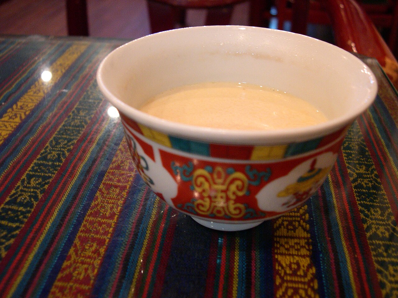 Tibet Usulü Tereyağlı Çay