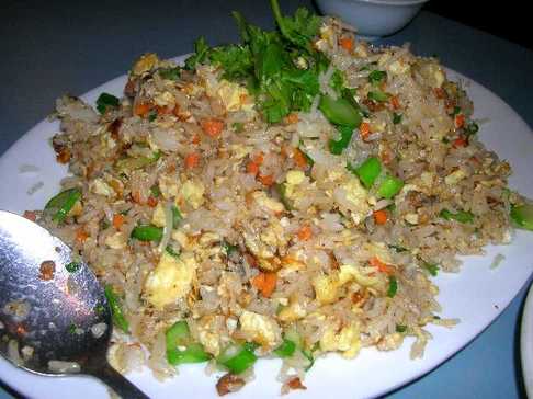 Vietnam Usulü Kızarmış Pilav