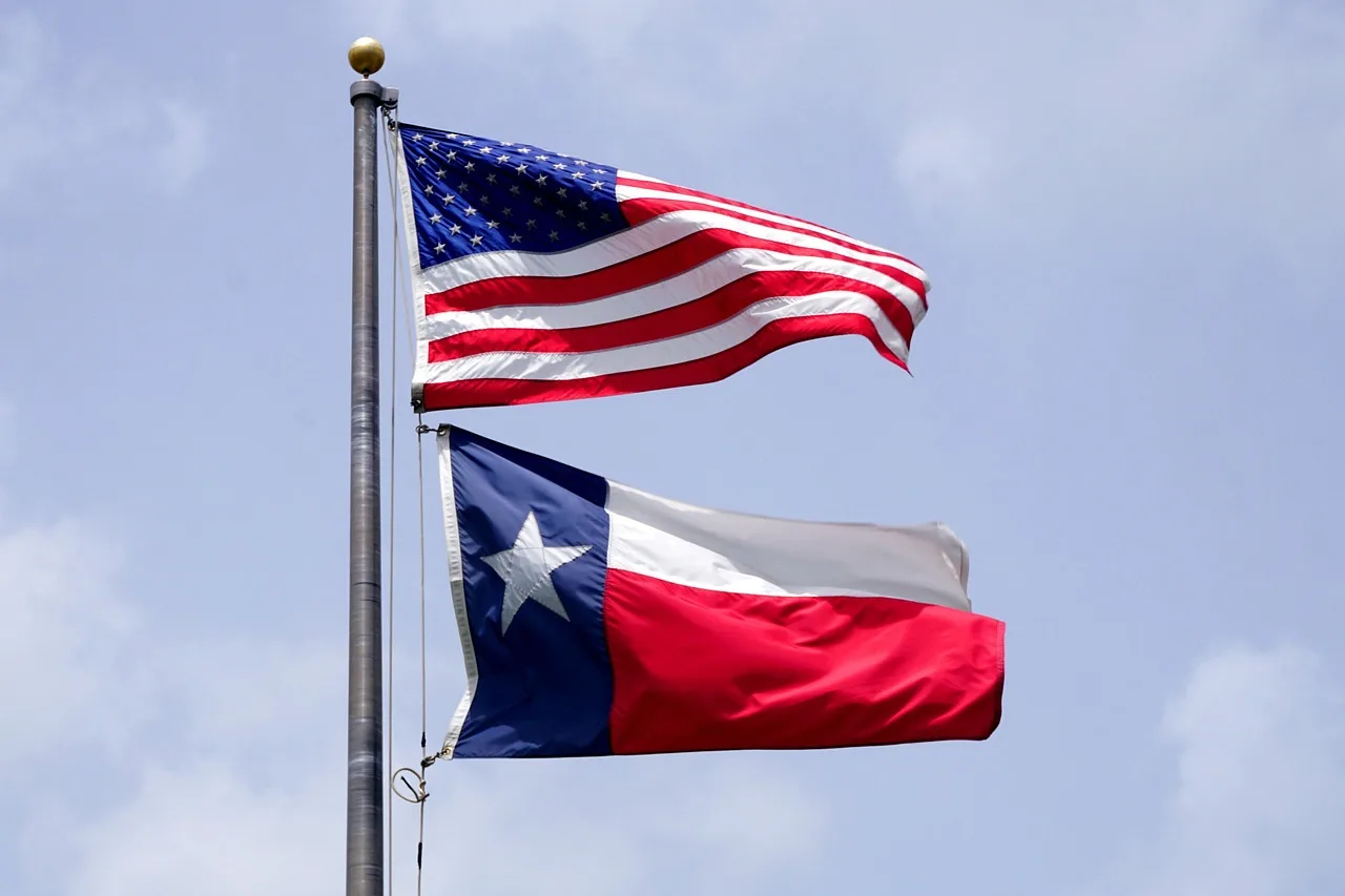 Texas bayrağı kırmızı beyaz yıldızlı afiş fotoğrafı