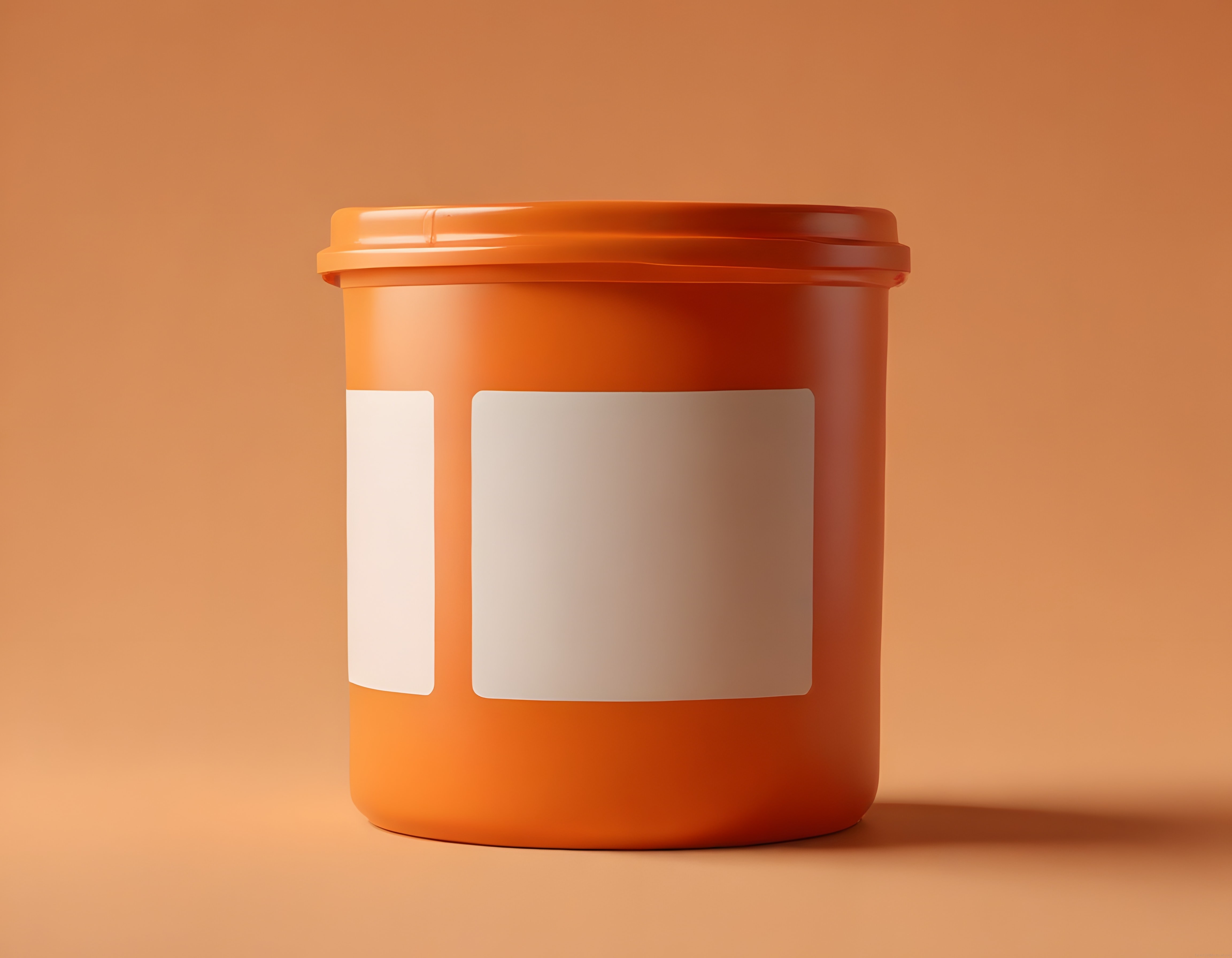 Turuncu Zeminde Boş Etiketli Plastik Kova ve Kapak Detaylı Render Ürün Fotoğrafı