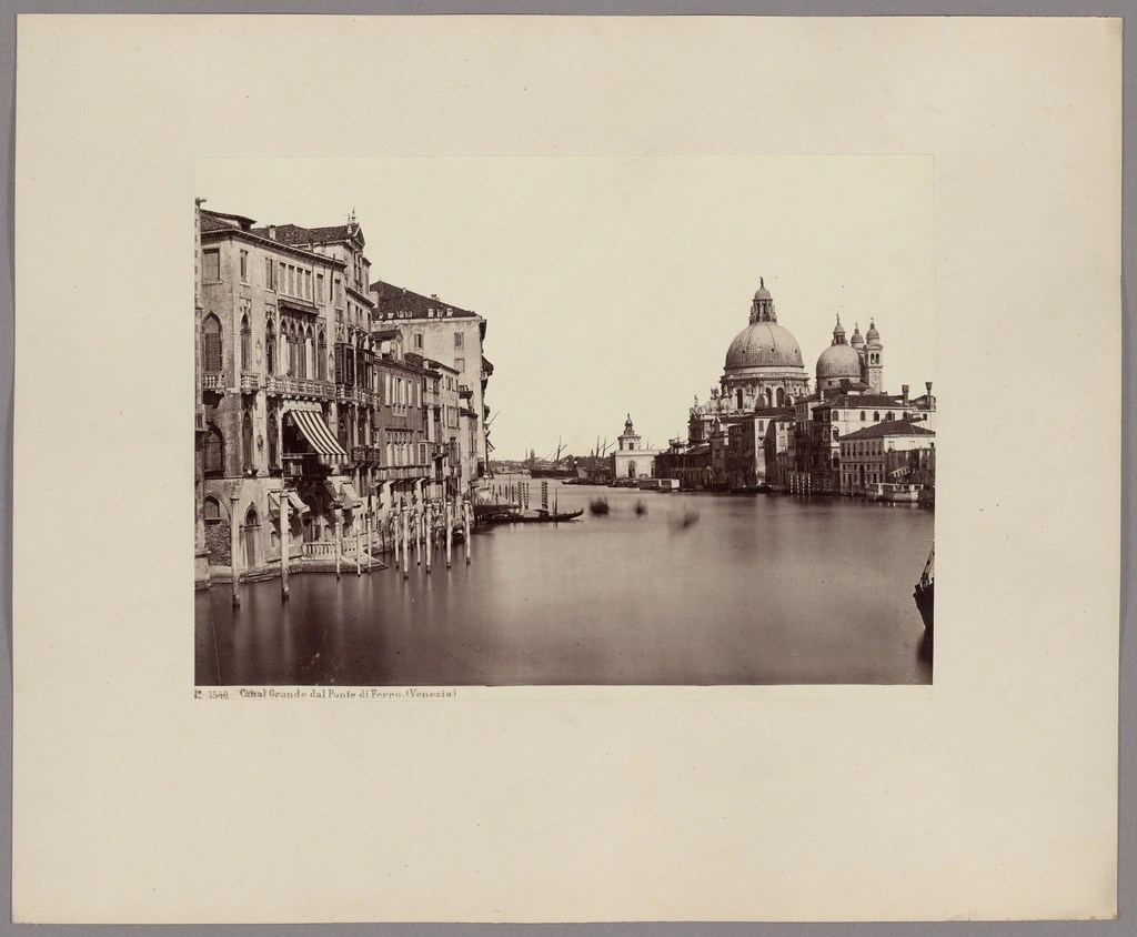 Venedik Canal Grande ve Santa Maria della Salute'nin Eski Dönem Fotoğrafı