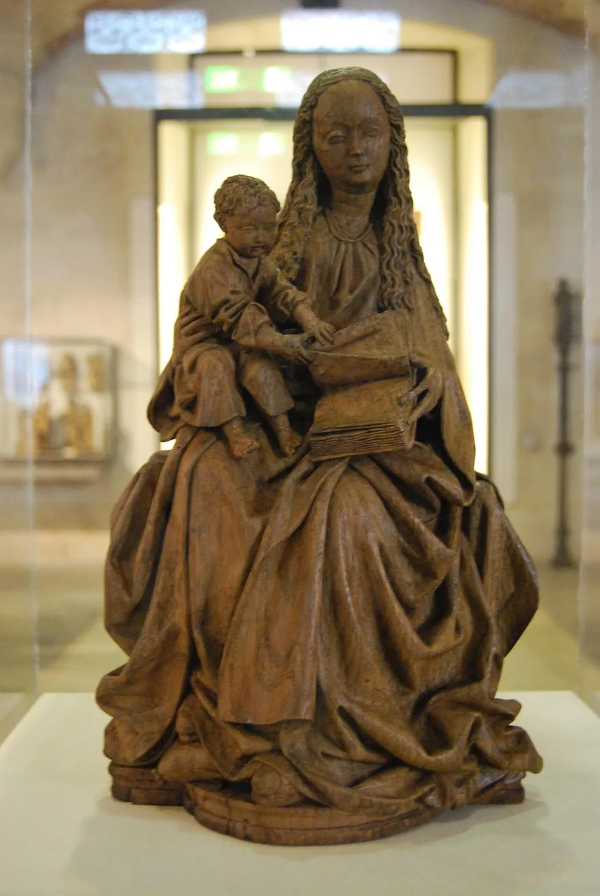 Virjin ve Çocuk Heykeli - Louvre Paris